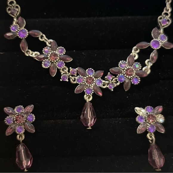 Nina Ricci vintage necklace and earrings set - Picture 2 of 5